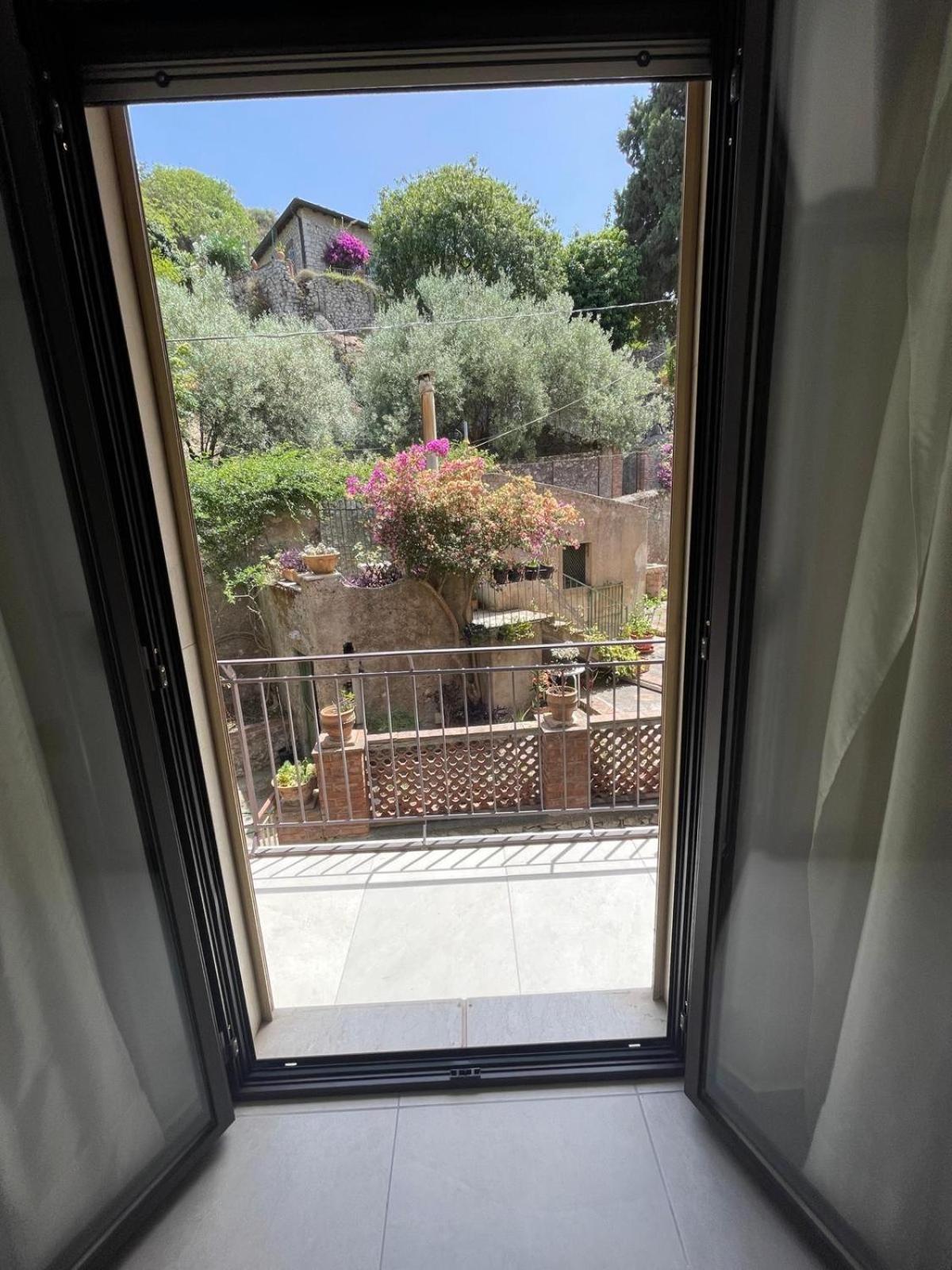 Mira Taormina Rooms Eksteriør bilde